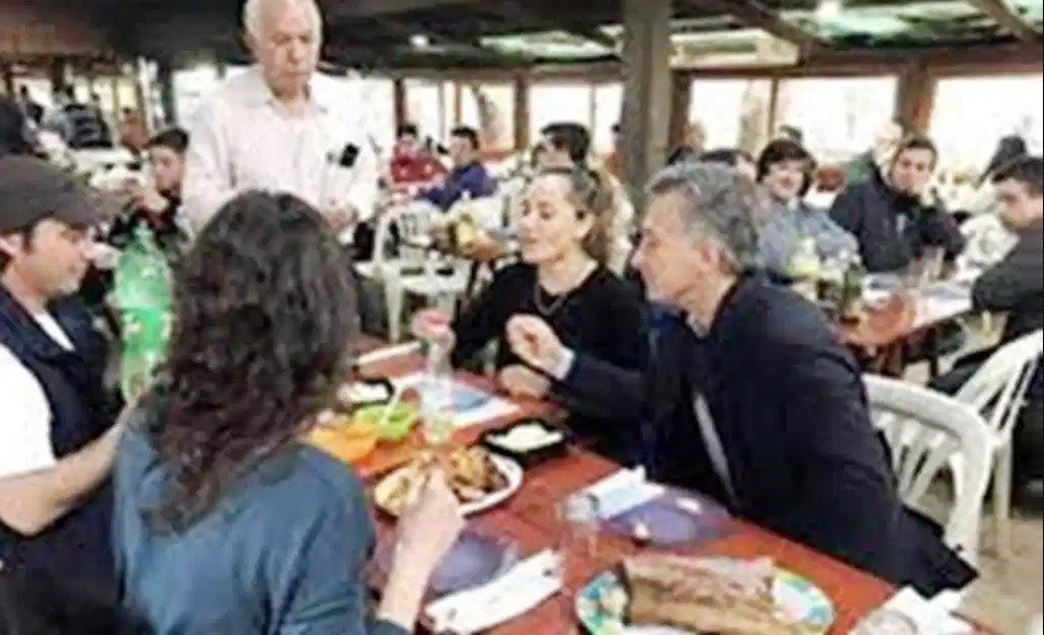 El Presidente de la Nación Ingeniero Mauricio Macri con su relato en Cañuelas
