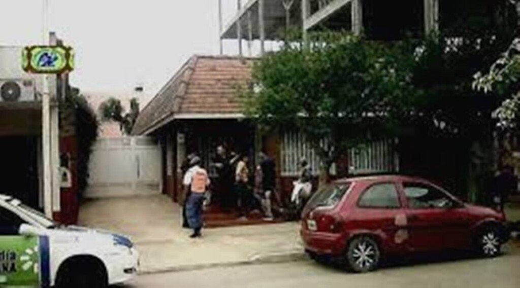 Cañuelas, Robo en avenida Libertad al 1300 el 18/10/2017. - Cañuelas, Robo en avenida Libertad al 1300 el 18/10/2017. - Cañuelas, Robo en avenida Libertad al 1300 el 18/10/2017.