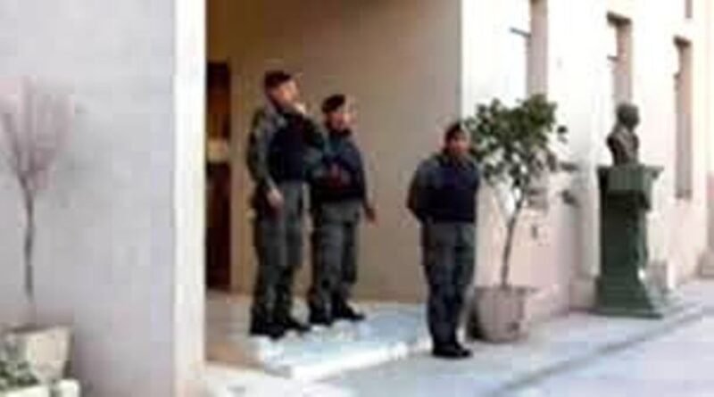 Cañuelas Médicos truchos, el allanamiento por pedido de la fiscalía de la Dra. Pippo en la Municipalidad y el Marzetti con el ¡¡Ministerio de Bullrich!!