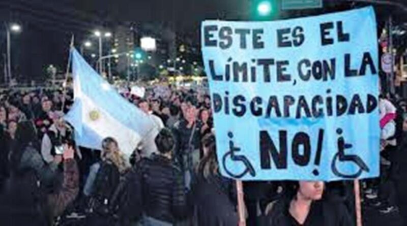  Plaza de Mayo, movilización y protestas por la atención del estado hacía las personas con discapacidad.