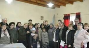 Cañuelas, marisa fassi recorriendo instituciones.