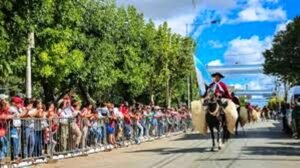 Cañuelas, la federación de gauchos de la provincia de bs. as y el gobierno municipal dieron inicio a tiempo de gauchos.