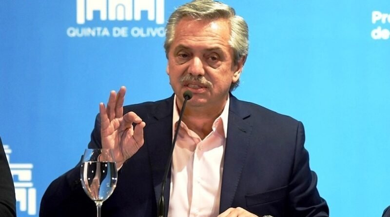 El Presidente Fernández  anticipó que monotributistas y no registrados “van a tener auxilio del Estado”