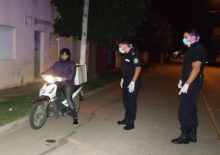 Cañuelas, la Policía  realiza Operativo sobre la  Cuarentena Obligatoria por Coronavirus COVID-19.