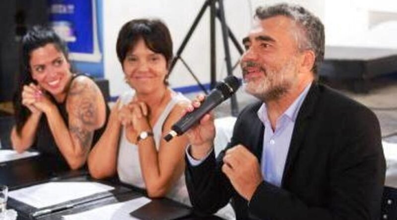Anses, PAMI, AFIP unen esfuerzos para garantizar el acceso al reintegro del 15% en  comprás con tarjetas de débito.