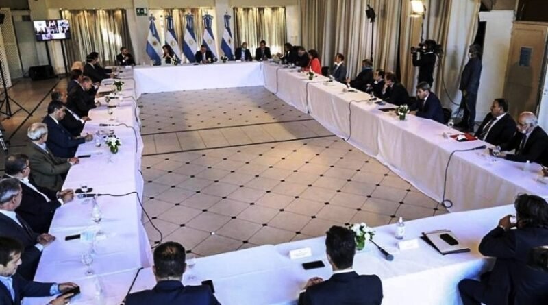 Argentina  la Deuda: proponen tres años de gracia y una quita de intereses del 62%