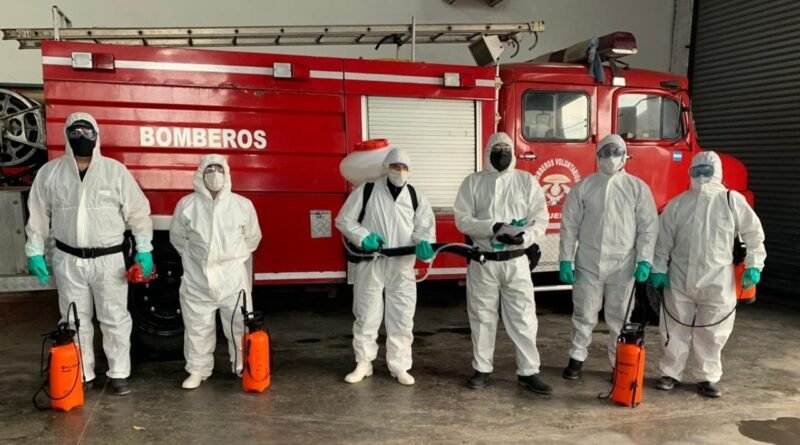 Cañuelas COVID-19 La Policía Ecológica realizó tareas de desinfección y capacitación en el Cuartel de Bomberos Voluntarios
