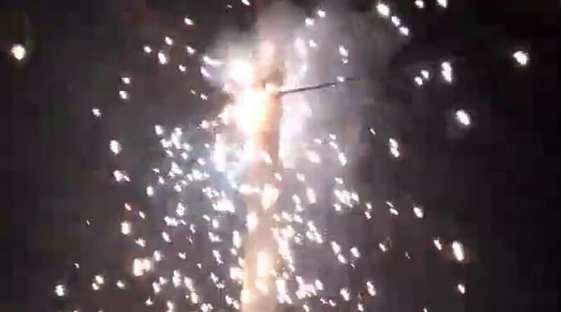 Cañuelas, Edesur urgente cable con energía en la vereda haciendo explosiones  en  barrio la Unión, más de 100 usuarios sin energía eléctrica