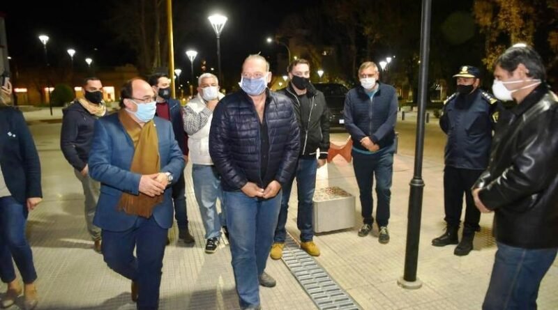 Berni cerró en Saladillo una jornada de trabajo con el foco puesto en la emergencia sanitaria.