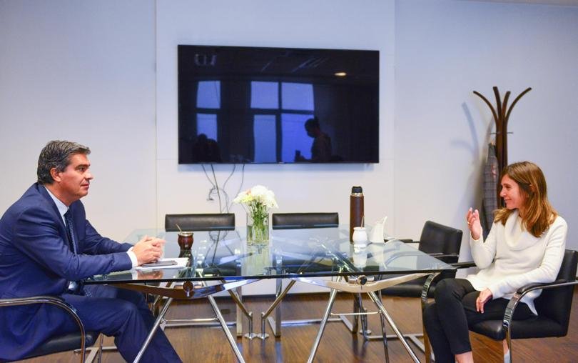 ANSES: encuentro de trabajo  entre Fernanda Raverta y Jorge Capitanich