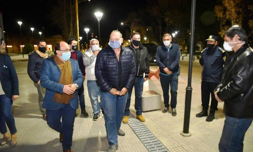 Berni cerró en Saladillo una jornada de trabajo con el foco puesto en la emergencia sanitaria.