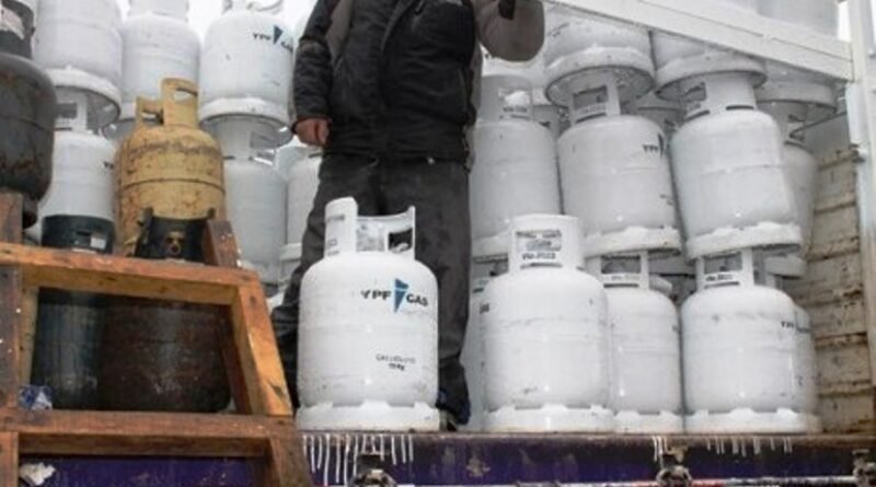 Cañuelas: Reglamentan la venta ambulante de alimentos y garrafas.