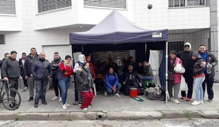 CTA Matanza: Urgente  desalojo en la puerta de  La NIRVA