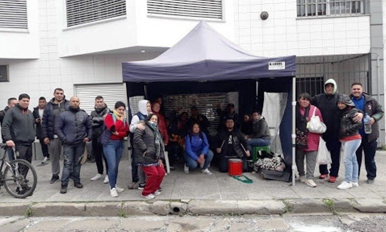CTA Matanza: Urgente  desalojo en la puerta de  La NIRVA