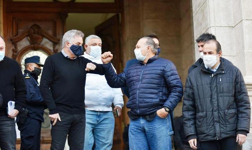 Ministro  de Seguridad Sergio Berni  “Tenemos que seguir profundizando las medidas y apelando a la responsabilidad ciudadana para no subir los contagios”,en Bahía Blanca