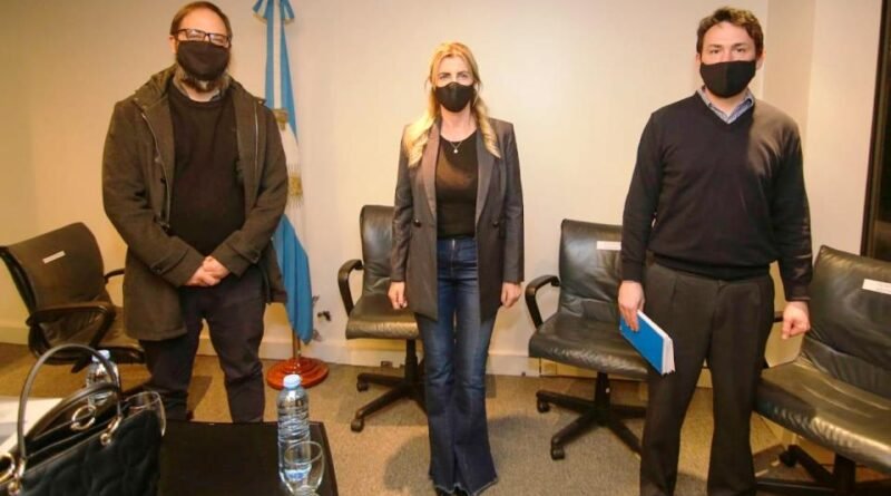 Cañuelas: Problemas en el suministro eléctrico la intendenta Fassi participó de un encuentro con funcionarios del ENRE.
