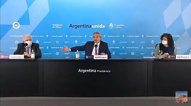 El presidente Alberto Fernández y el ministro de Salud, Ginés González García” anuncio de la vacuna del COVID-19.