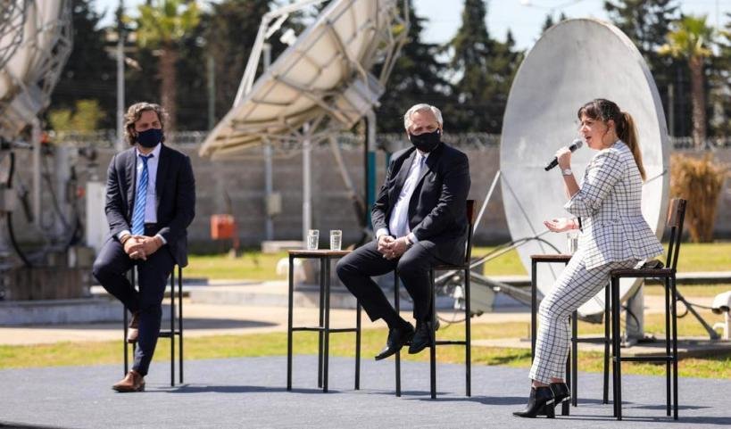 ARSAT : Alberto Fernández presentó el Pan Conectar en la Estación Terrena de Benavídez