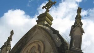 Cañuelas cementerio: modificación en el horario de apertura y misa del 2° de noviembre.