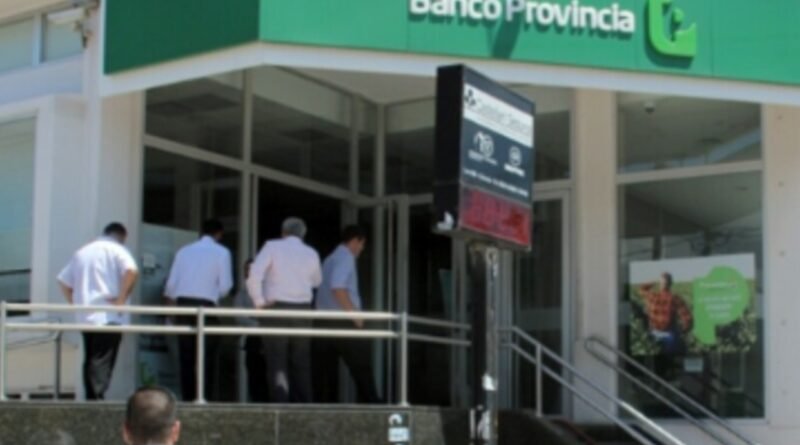 Cañuelas – Banco Provincia (descuenta el total del bono de fin de Año 5000 pesos) a los empleados de la Municipalidad.