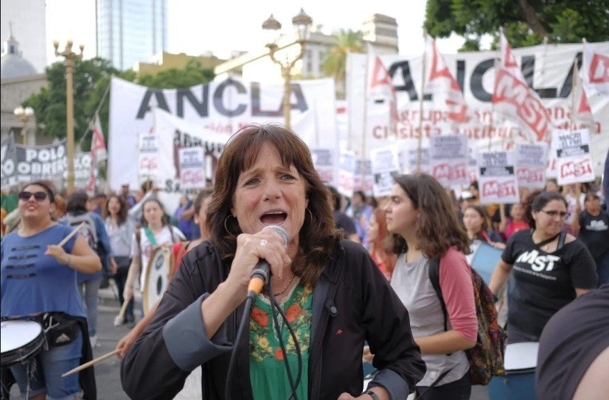 Vilma Ripoll: “Vacunas hay, se fabrican en la Provincia”
