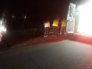 Canuelas Edesur los Nogales, 4 días sin luz, se produjo un accidente  a 50 metros del corte de la Ruta 205.
