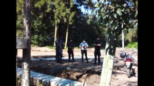 Cañuelas –  espectacular persecución Policial  a una mujer en moto, con toda la documentación.