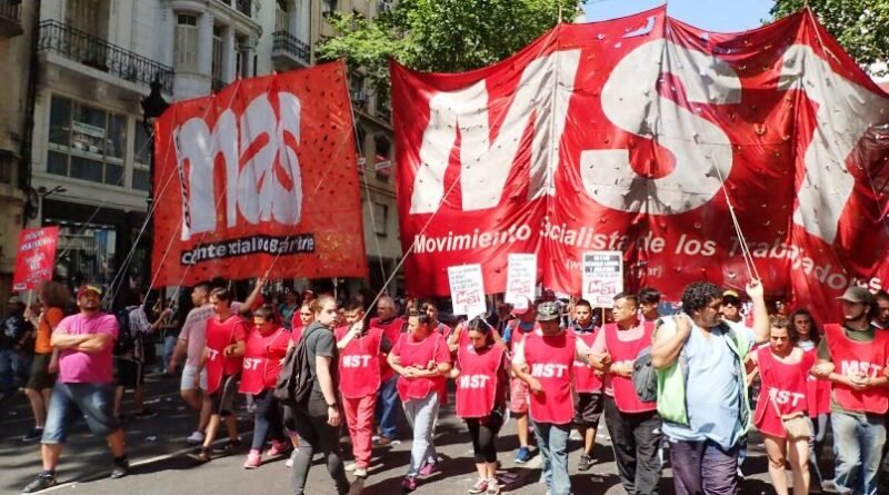 MST – Frente de Izquierda-  Corte en Puente Pueyrredón de trabajadores en lucha