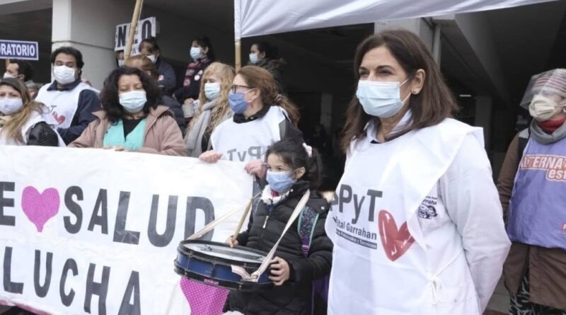 2do día del paro de 48 hs. en el Garrahan 🗣Pedimos ser recibid@s por la ministra Vizzotti