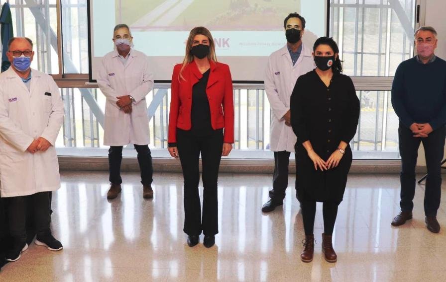 Cañuelas - Marisa Fassi firmó el convenio definitivo de constitución del Hospital Néstor Kirchner SAMIC.