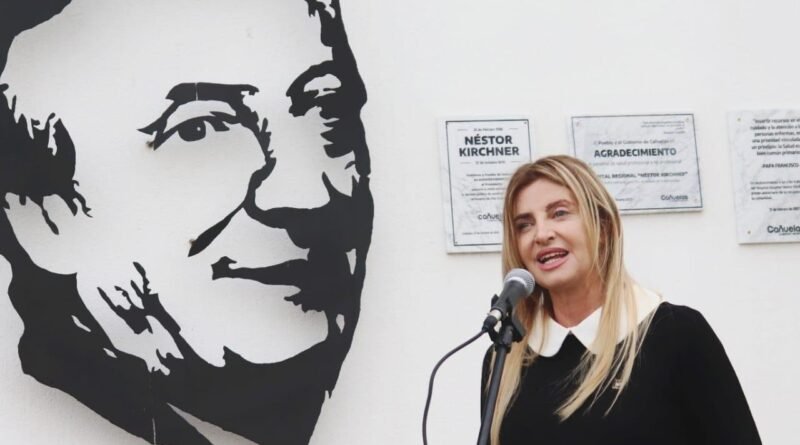 Cañuelas – La independencia se celebró con un acto en el Hospital Néstor Kirchner.