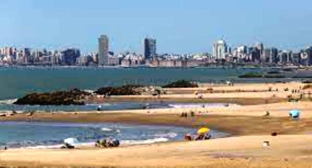  ¿Cuáles son los destinos más reservados para el fin de semana largo de agosto? 