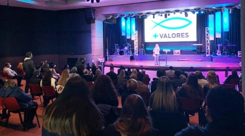 Evangélicos y Católicos – Se unen en el frente +Valores de la Provincia de Buenos Aires para llegar al Congreso