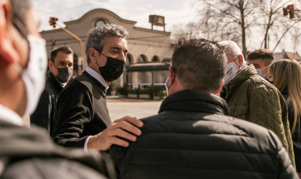 Randazzo - convoca voluntarios para fiscalizar 7 mil escuelas de la provincia el próximo 12 de septiembre