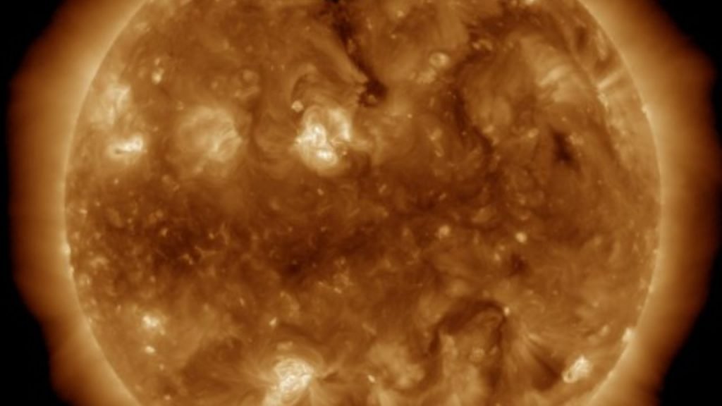 Tormenta Geomágnetica -  TSUNAMI SOLAR, La mancha solar AR2859 entró en erupción el 26 de agosto.