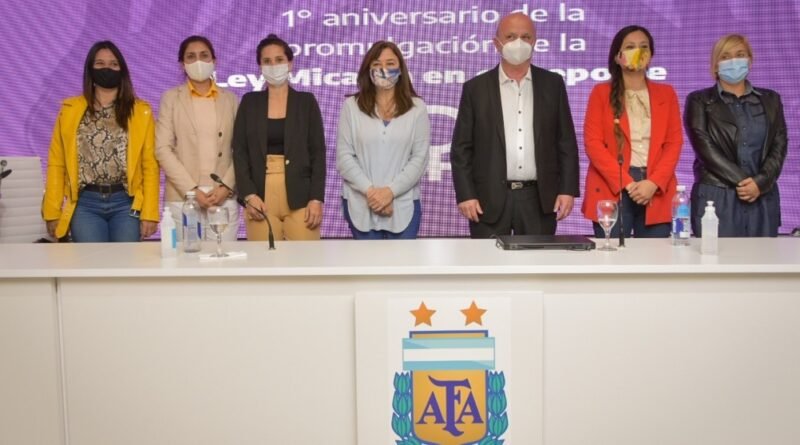 Actividades con ANSES y AFA. Estela Díaz: “El tema del cuidado, de la familia. de “Cañuelas Ayelen Rasquetti,”