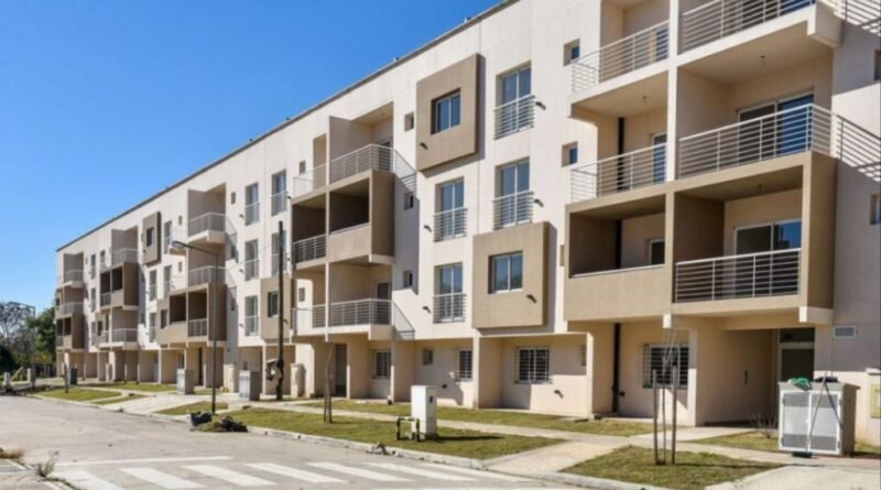 Procrear II lanzó llamados licitatorios para construir 736 viviendas   
