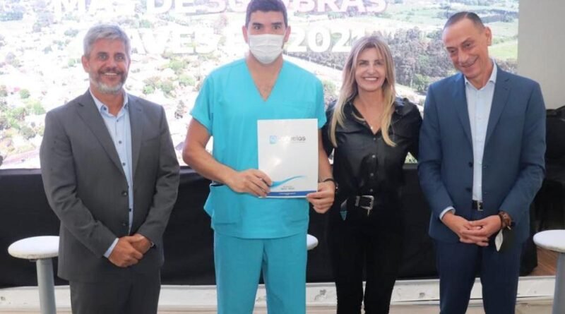 Cañuelas -  Se firmaron convenios para la construcción de dos pasos bajo nivel