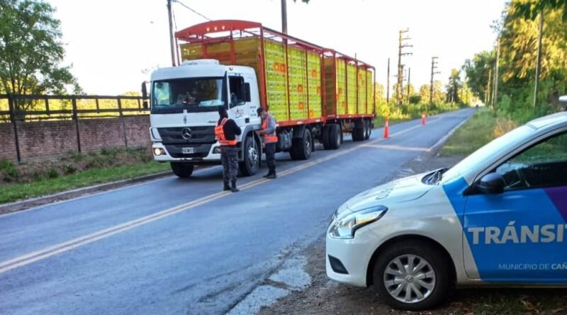 Cañuelas - Operativos de control de tránsito en la calle Almirante Brown
