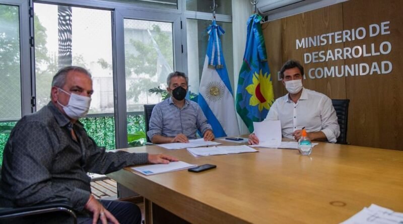 Luján - Firma de convenios de financiamiento para la mejora del hábitat