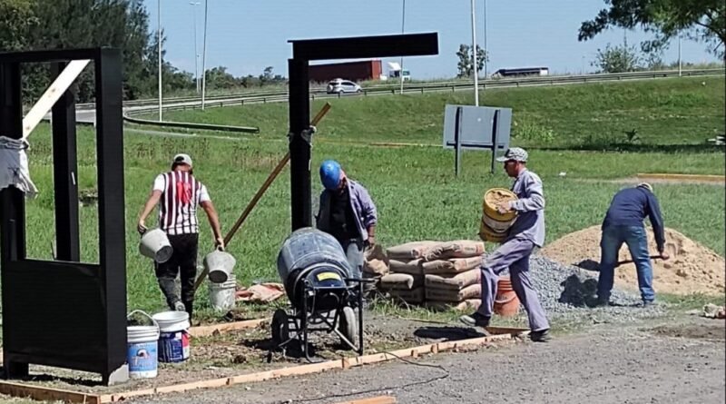 Cañuelas se está construyendo el refugio frenta al Hospital Regional de la Cuenca Alta Néstor Kirchner.