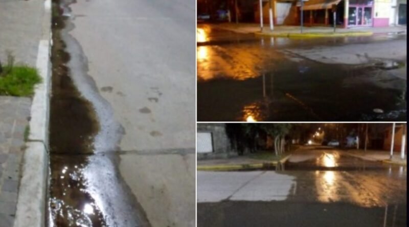 Cañuelas -  Una abundante perdida de agua  provocó de forma indirecta un accidente.