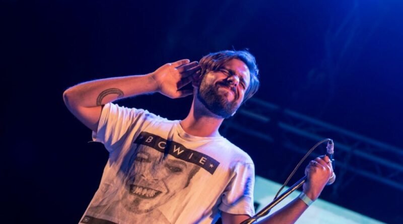 Miniaturas presenta en Kif su nuevo tema “Bitácora”