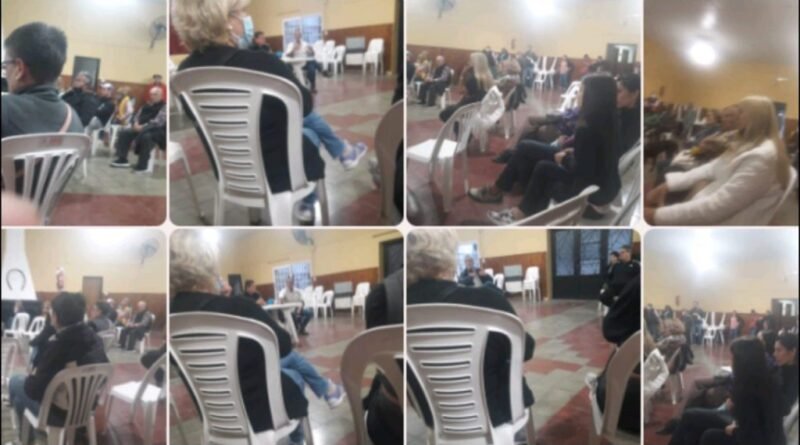 Vicente Casares Cañuelas - los vecinos se reunieron en la Sociedad de Fomento por la Inseguridad.