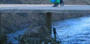 Máximo Paz Barrio Belgrano - acuerdan una intervención para mejorar el puente sobre el arroyo Cañuelas