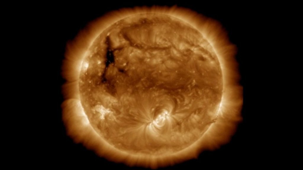 Tormenta  Geomagnética,  Erupción Solar.