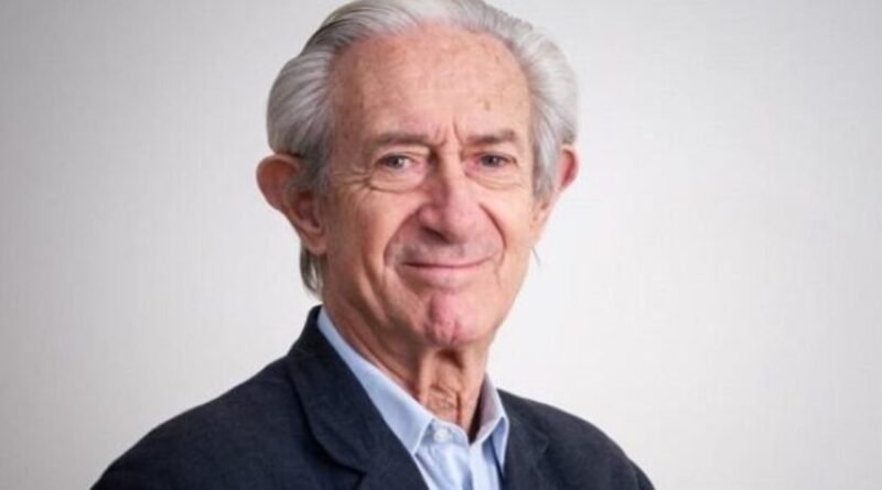 Juan José Llach es el nuevo presidente de la Academia Nacional de Ciencias Económicas