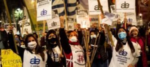 La ALE - Denuncia que la legislatura bloquea otra vez el reconocimiento a Enfermería.