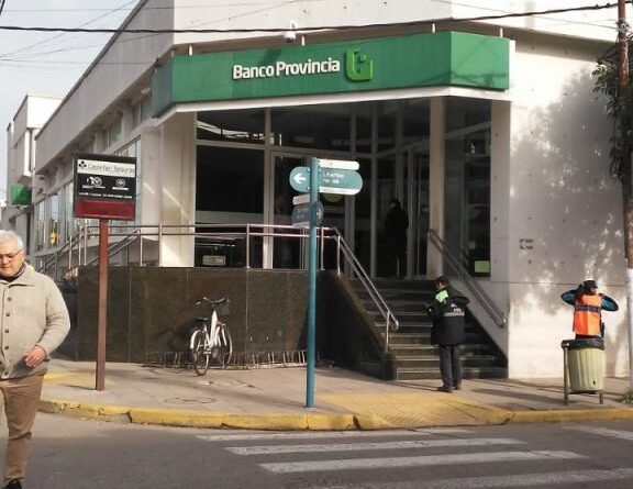 Cañuelas – Principio de incendio en el Banco Provincia, en el tablero eléctrico principal en el subsuelo.