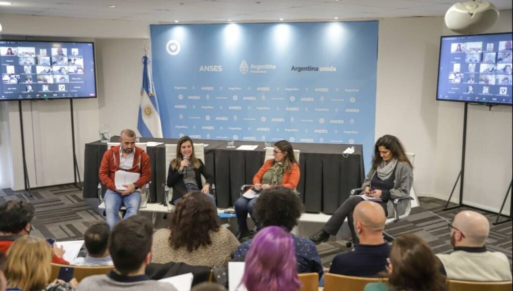ANSES Raverta Reuniones para trabajar conjuntamente en la implementación de la Ley 27.676
